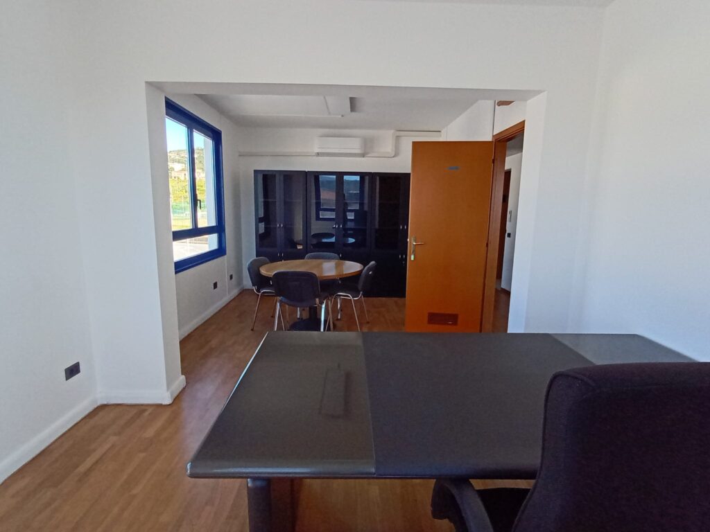 Ex Scam, centro uffici La Spezia. Uffici in affitto a La Spezia.