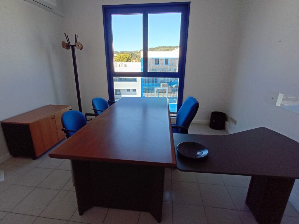 Ex Scam, centro uffici La Spezia. Uffici in affitto a La Spezia.